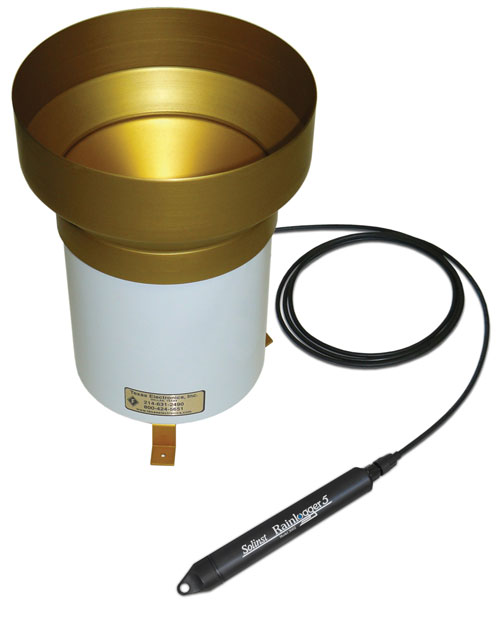 solinst rainlogger connected to tipping bucket