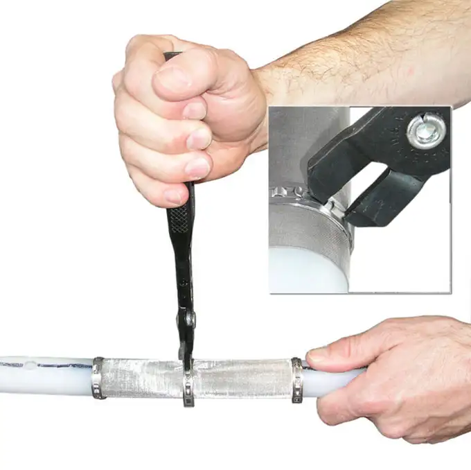 figure 16 tightening oetiker clamp over stainless steel mesh sampling port