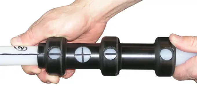 figure 17 aligning 3 channel cmt port cutting guide at desired sampling zone